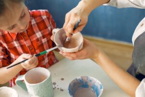 Waarom keramiek schilderen zo populair is in Den Bosch